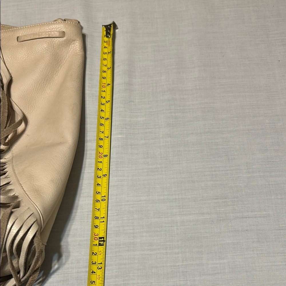 Below the Belt Fringe Cream Leather Bag - Picture 13 of 13